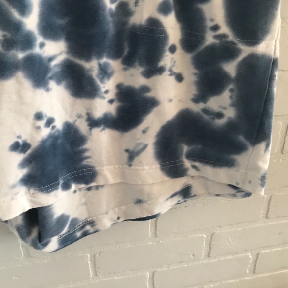 Tie Dye Blue and White Short Women Plus Size 3X - Picture 10 of 11